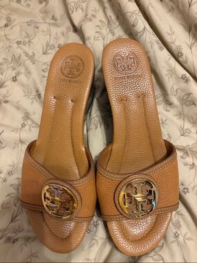 Tory Burch Cognac Leather Slide Mules with Gold Logo Medallion
